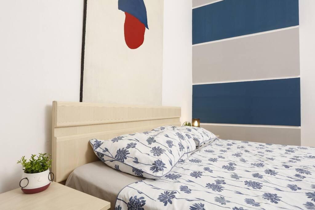 1 Bdrm Apartment In City Center Bucarest Extérieur photo